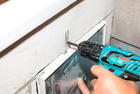 Installation Empty space for shelf under the bath. Maintenance repair renov.. Фото