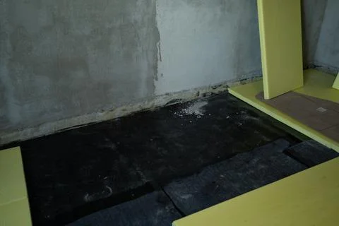 Installation of expanded polystyrene for floor insulation, expanded polystyre 스톡 사진