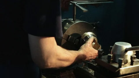 The installation of an iron ingot, on the lathe Video stock 97070628