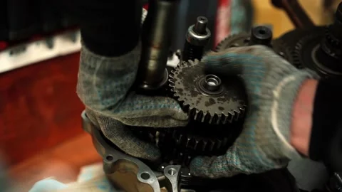 Installation of mechanisms in the ATV engine after repair work Vídeos de archivo 157496820