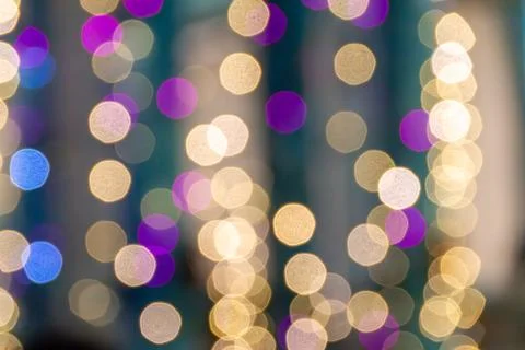 Installation vertical lighting enables artistic bokeh - intentional defocus Stockfoto's