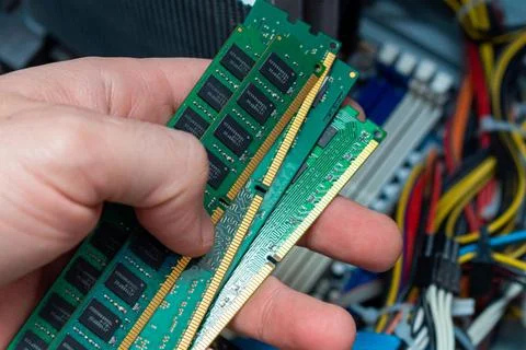 Installing ddr dimm memory, assembling personal computer in a service, hand u 스톡 사진