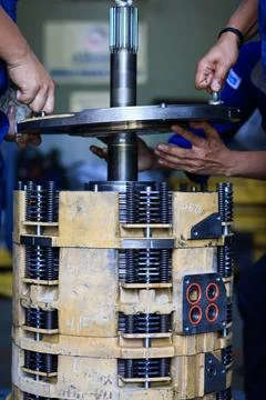 Installing Drum Piston Reverse Komatsu Automatic Transmission Stock Photos