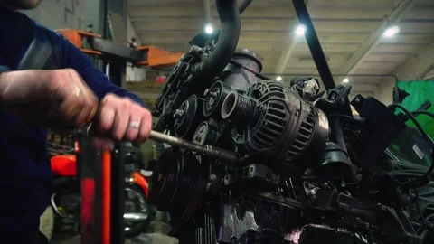 Installing a new powerful engine Video stock 328234429