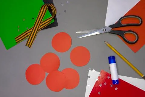 Instructions for step by step creating a DIY greeting card for May 9 Step 3 Stock Photos