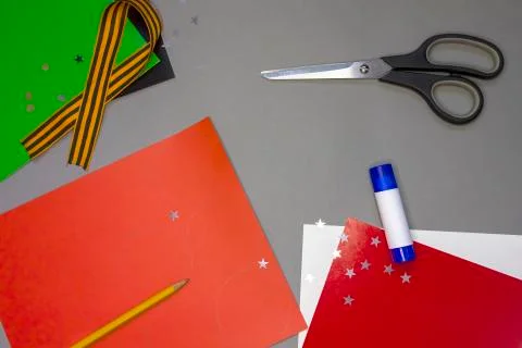 Instructions for step by step creating a DIY greeting card for May 9 Stock Photos