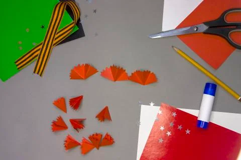 Instructions for step by step creating a DIY greeting card for May 9 Step 8 Stock Photos