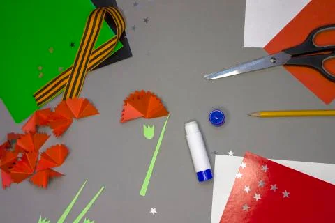 Instructions for step by step creating a DIY greeting card for May 9 Step 11 Stock Photos