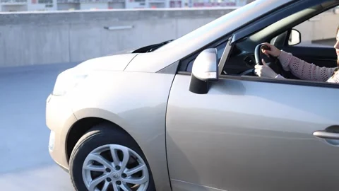 Instructor guides driving lesson Video stock 332871838