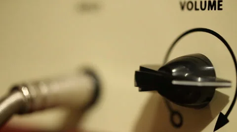 Instrument Amplifier Vídeos de archivo 37167391