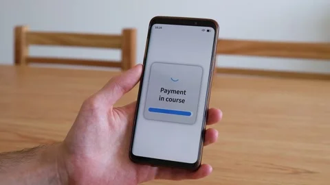 Insufficient funds notification on smartphone app. Payment failed. Stock Footage 321357910