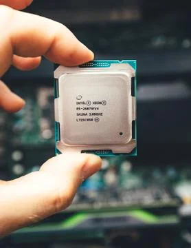 Intel Xeon E5-2687w v4 CPU for Dell Precision Workstation 스톡 사진
