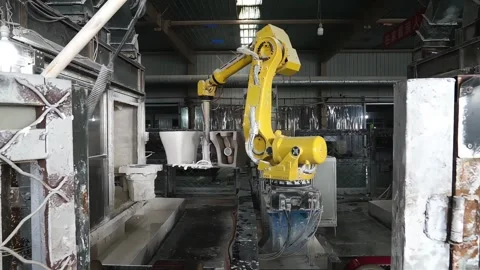 The intelligent instrument arm on the ceramic bathroom production line is i.. Stock Footage 322716065