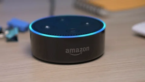 Intelligent Personal Assistant Amazon Echo Dot 스톡 동영상 93567175