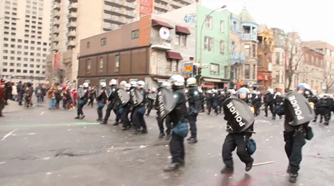 Intense clashes between student protesters and riot police Video stock 38921716