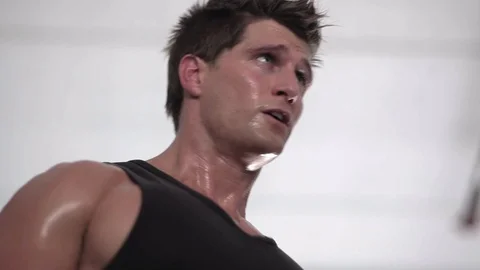 INTENSE FACE 動画素材 128557375