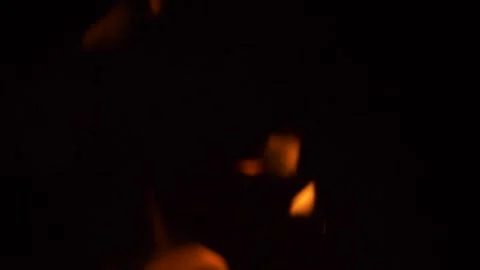 Intense fire flames against dark background Vidéo 266746362