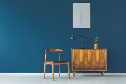Intensive blue wall Stock-Fotos