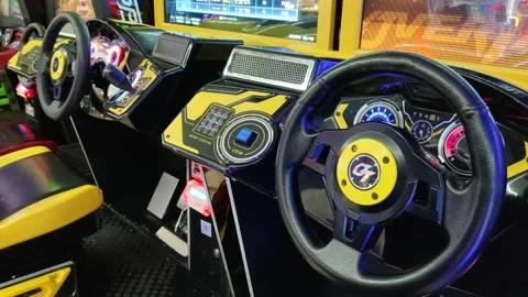 Interactive arcade racing game featuring vibrant dashboards Vídeos de archivo 309840816