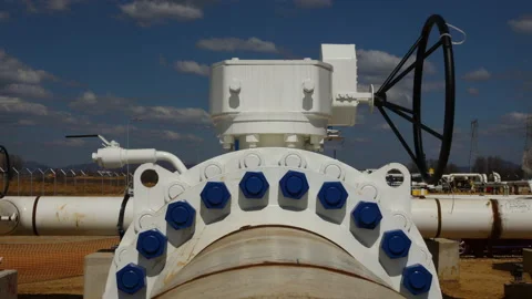 Interconnected natural gas pipeline network Video stock 173000823