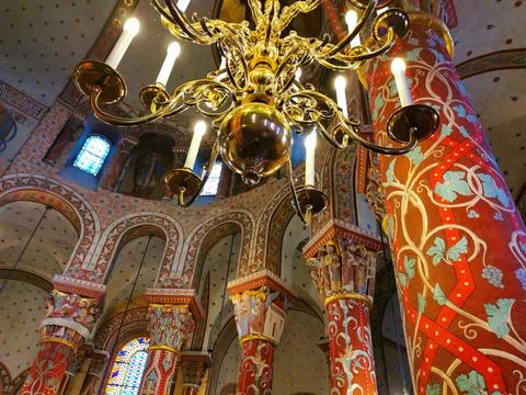 Interior of Abbatiale Saint Austremoine Romanesque church in Issoire, France Stock Photos