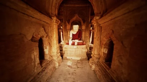 Interior of the ancient temples in Bagan eim ya kyaung Myanmar Stockbeeldmateriaal 163010595