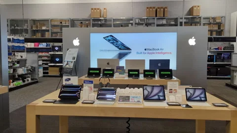 Interior of Apple Store With Customers. Customers Browsing, Trying and Buyi.. Video stock 336662917