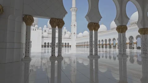 Interior Architecture of Sheikh Zayed Grand Mosque Featuring White and Gold Stock Footage 327330556