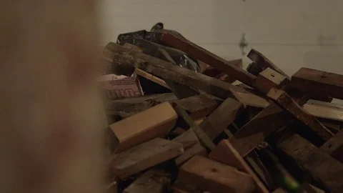 Interior Basement of Abandoned Building with Debris Vídeo Stock 82290032