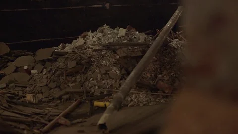 Interior Basement of Abandoned Building with Debris 库存影片 82290037