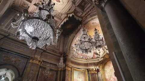 The interior of the Basilica of Santi Giovanni e Paolo in Rome 스톡 동영상 321714964