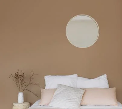 Interior bedroom bed relax comfortable apartment decor Foto stock