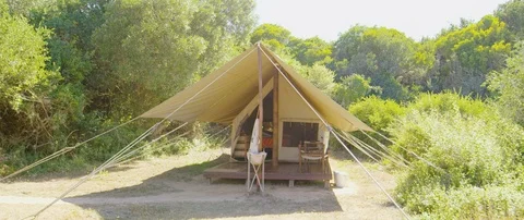 Interior of canvas tent home Video stock 105458050