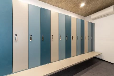 Interior of empty changing room, locker room, Dressing room in swimming poo.. Stock-Fotos