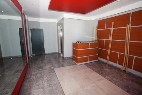 Interior lobby of a modern building Stockfoto's