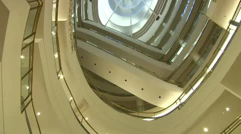 Interior Mall Tilt Down Vídeos de archivo 10699378