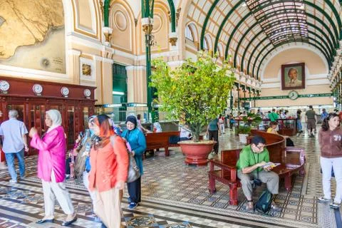 Interior of Saigon Central Post Office Foto stock