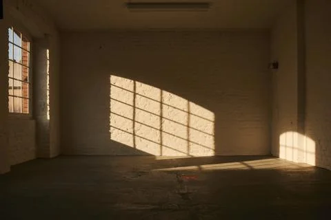 Interior shot of an empty room with white walls 写真素材