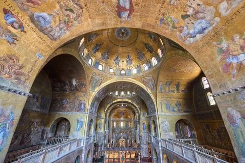 Interior of St. Mark's Cathedral. Fotos Stock