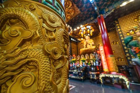 Interior of Thousand Buddha Temple or Chua Van Phat pagoda in District 5, Ho  Stock Photos