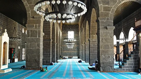 Interior of Ulucami or Great Mosque of Diyarbakir Stock Footage 125815613