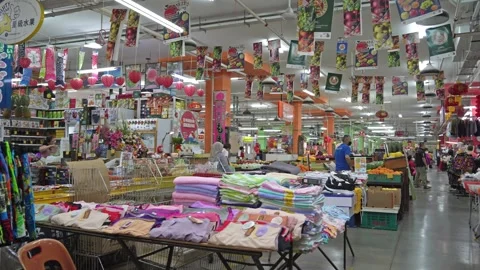 Interior view of the building ICC Pudu market, Kuala Lumpur. 動画素材 242566309