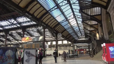 Interior view of the Gare de Lyon in Paris Stock Footage 274036682