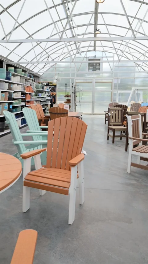 Interior view of a hardware store or home improvement center displaying outdoor Stockbeeldmateriaal 345024999