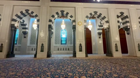Interior view of Sultan Qaboos Mosque in Muscat, Oman - February 03 2026 Video stock 328450890