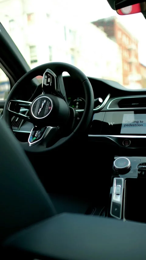 The interior view from a Waymo Self Driving taxi in San Francisco Video stock 332722213