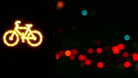 Intermittent semaphore of caution for bikes. Video stock 70312358