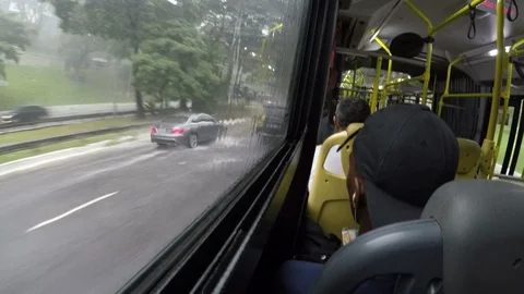 Internal and external view of the bus that travels along 23 de Maio Avenue Stockbeeldmateriaal 87105919