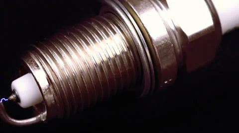 Internal combustion engine (IСE) spark plug ignition moment inside cylinder Vidéo 22460950