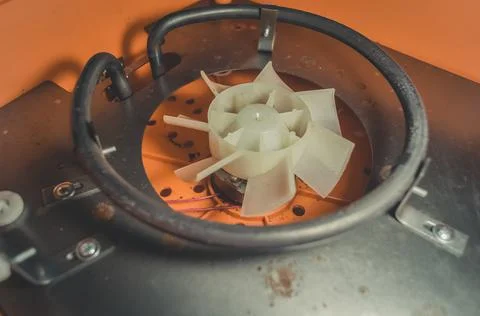The internal device of the electric dryer for the dehydration of vegetables and Foto stock